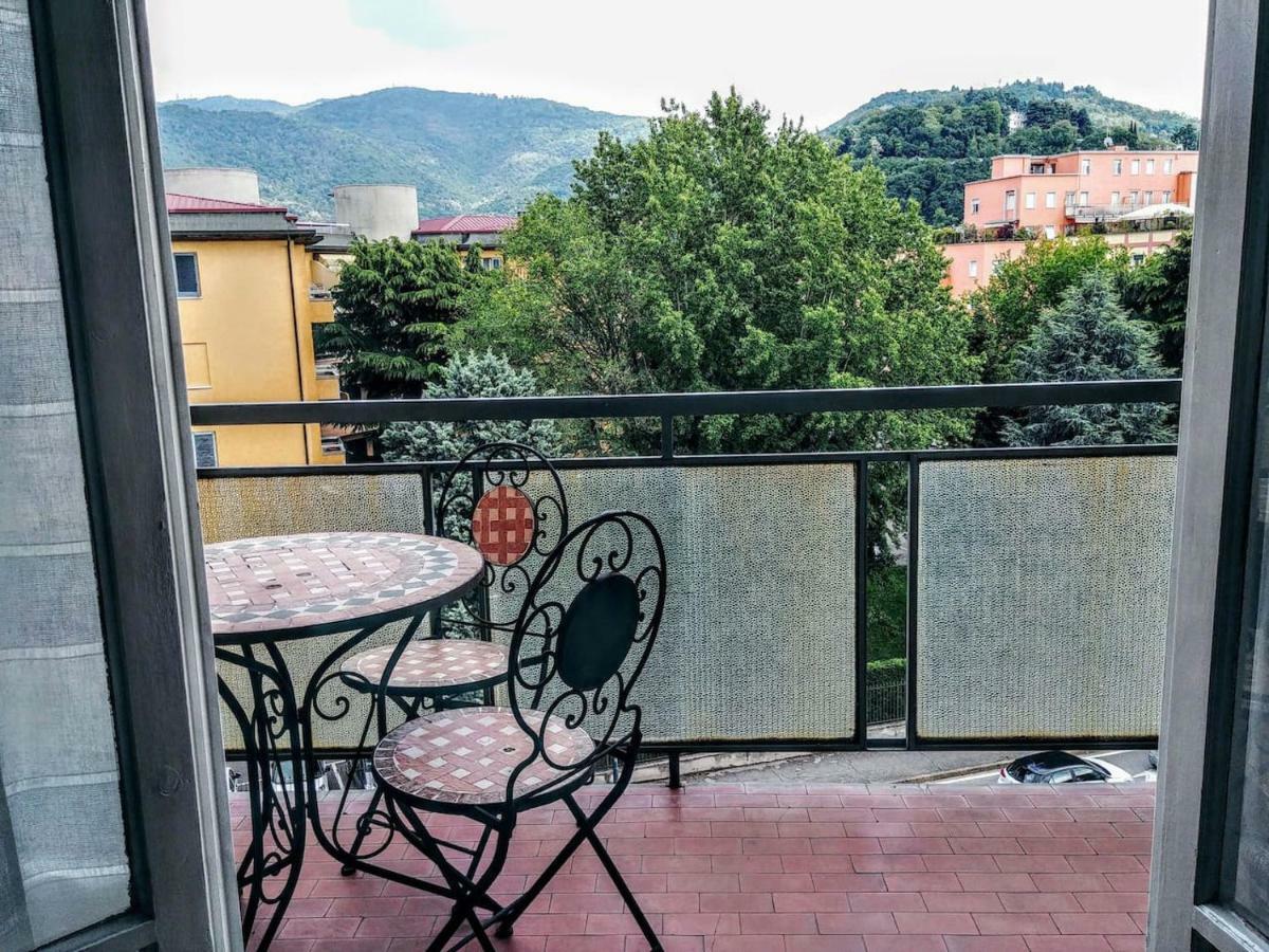 Appartamento Con Terrazzo Zona Ospedale Civile Brescia Ngoại thất bức ảnh
